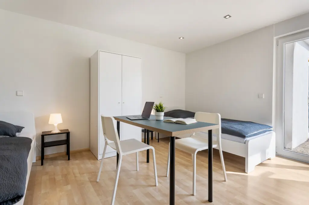 Schlafzimmer 1 Vorderhaus